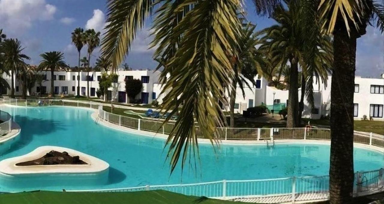 Los Barqueros Corralejo Beach front - Town centre Exterior foto