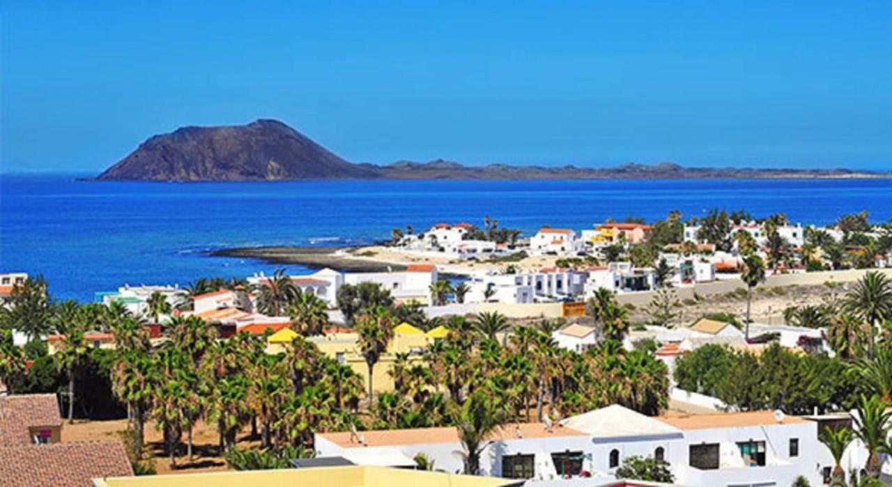 Los Barqueros Corralejo Beach front - Town centre Exterior foto